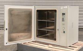 Gallenkamp (Sanyo Weiss) OMT Lab Oven with Door Open