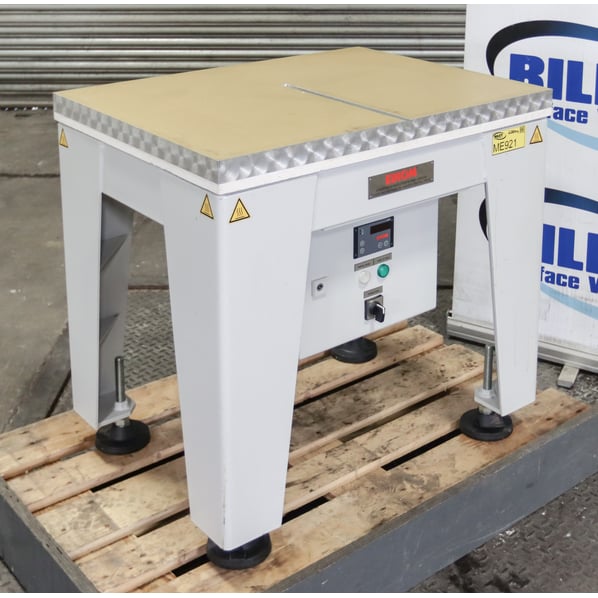 ELKOM UK Ltd Industrial Heated / Warming Table.